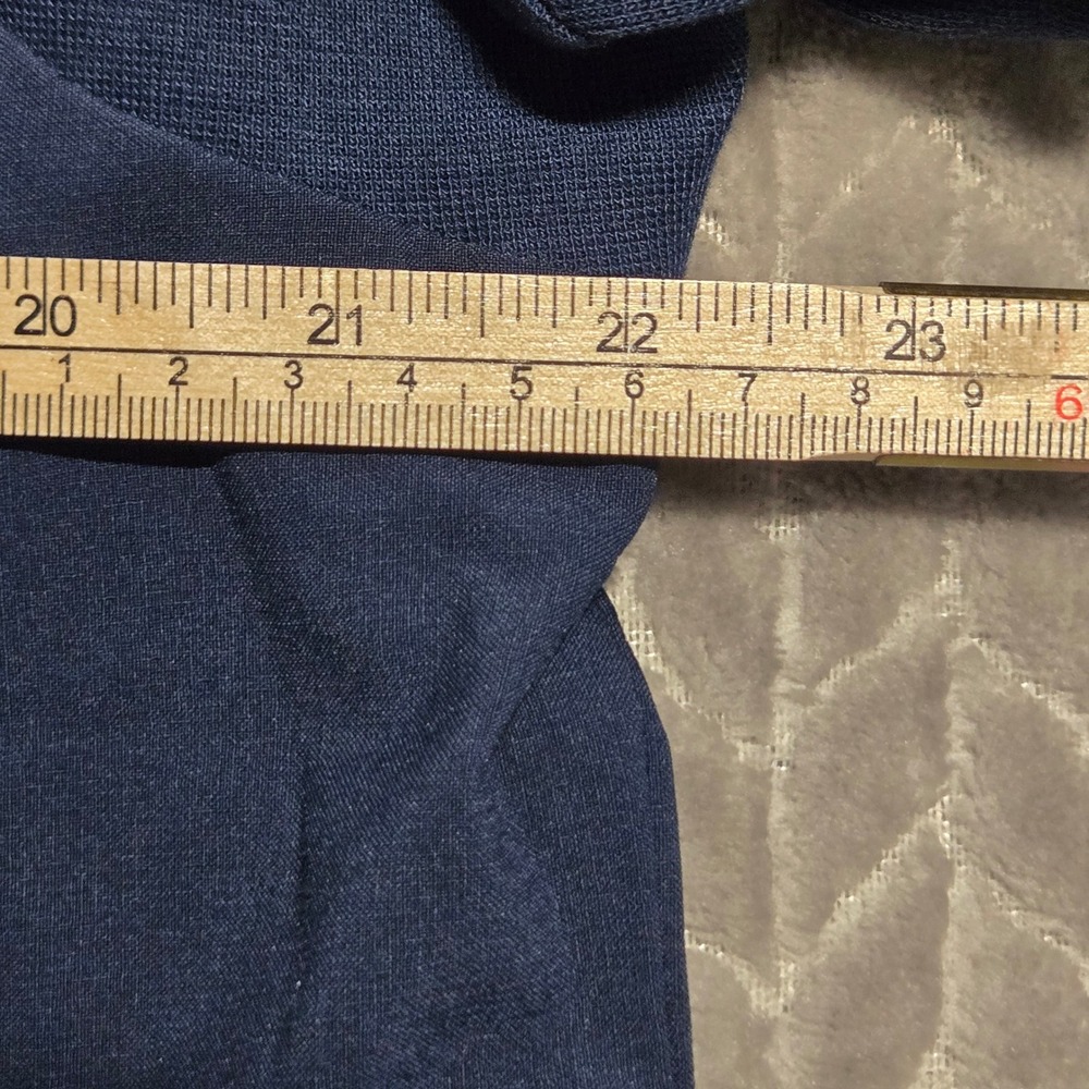 Carhartt Force Cross-Flex Modern Fit Women XL Navy Blue V-Neck Scrub Top C13210 - Picture 5 of 9